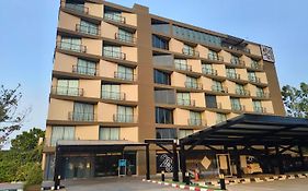 โรงแรม เดอะทเวนที เอธ